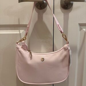 City essentials small shoulder bag 3L